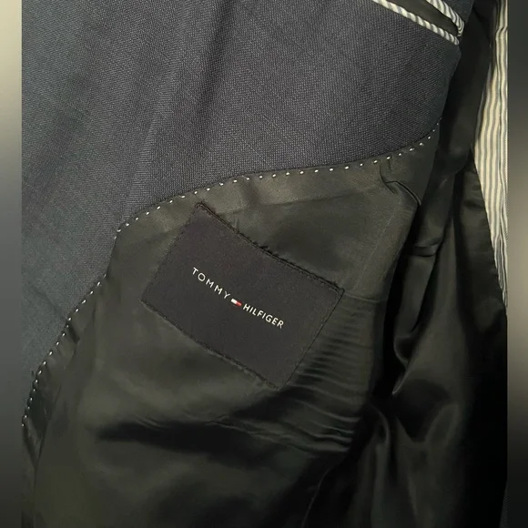 Tommy Hilfiger men’s suit Navy Blue